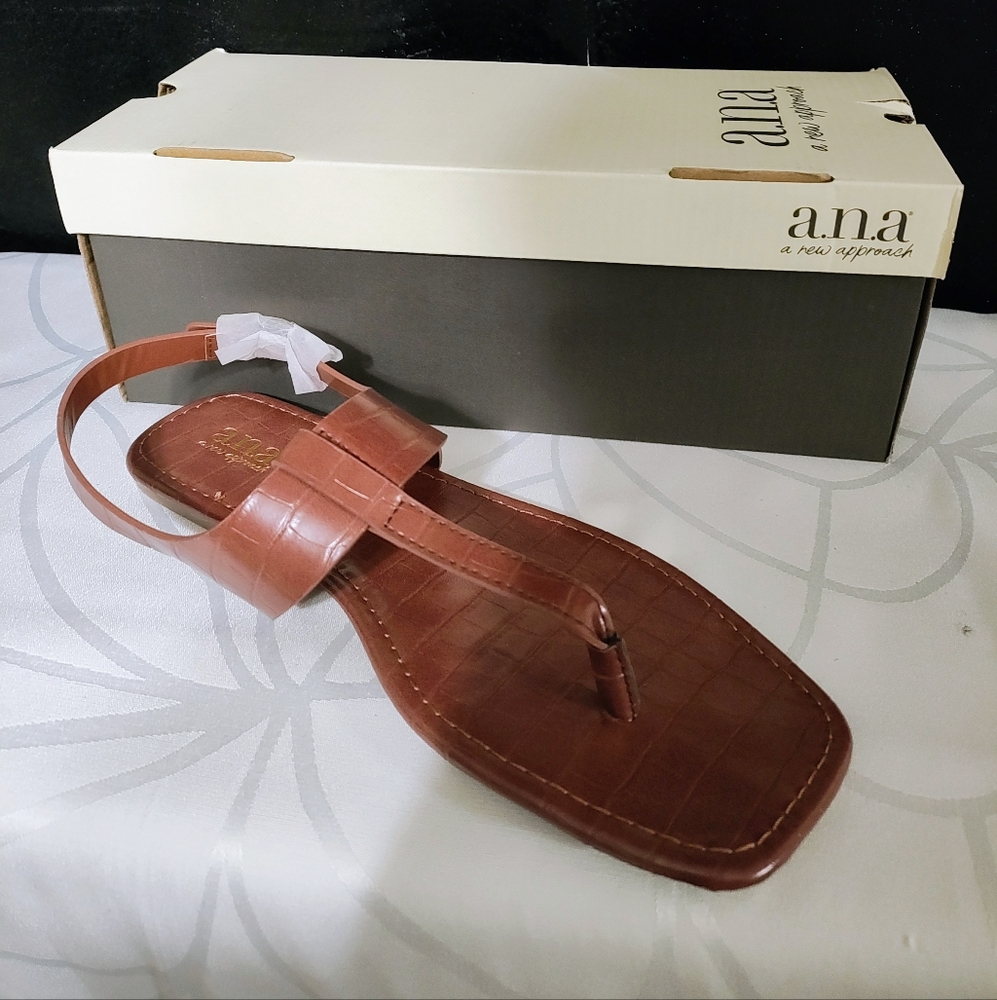 A.n.a Kate Cognac Sandals Size 8.5M or 9.5M NEW